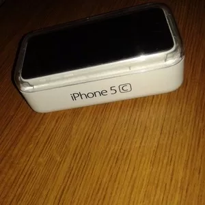 Продаю iPhone 5c 16 gb